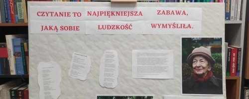 Noblistka, Wisława Szymborska jest patronką lipca w MGBP